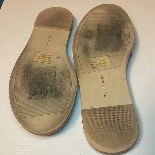 Tahari - espadrilles sandal black fabric straps size 6