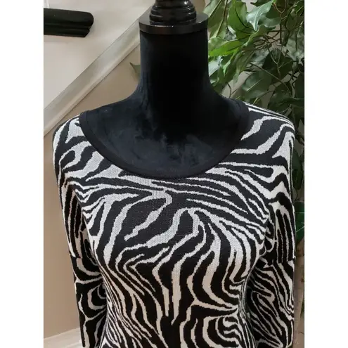 Est. 1946  Womens Black Animal Print Cotton Round Neck Long Sleeve Sweater Large