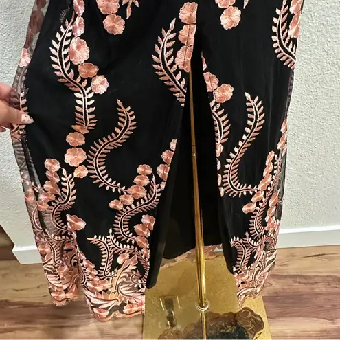 Soiéblu SOIEBLU Off Shoulder Embroidered Mexican Catrina Elegant Mermaid Maxi Dress Sz S