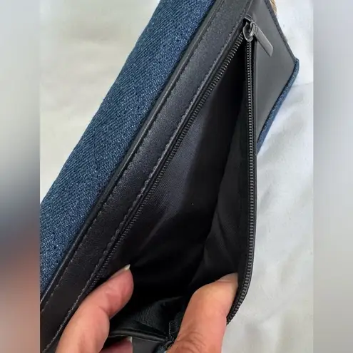 Canyon Sky Wallet with Turquoise Accent Embellishment NWT Blue