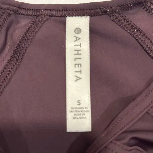 Athleta  Momentum Short Sleeve Top Size Small Plum Purple Performance Tee