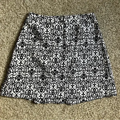 Valerie Bertinelli 🦋  Black White Mini Skirt Size 6 Formal Casual Preppy