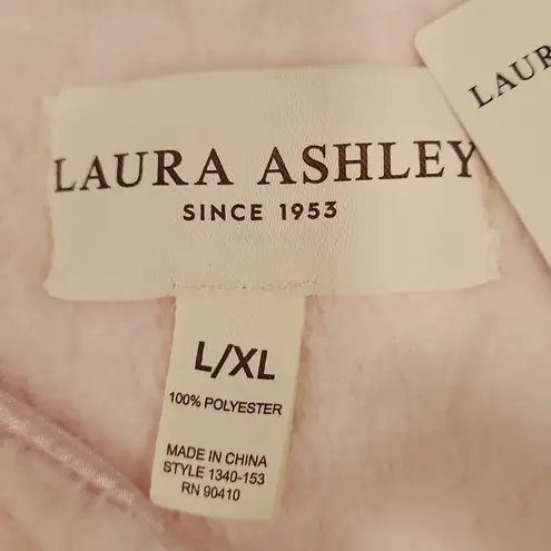 Laura Ashley 💕💕 48" Zip Robe ~ Pink Damask L/XL NWT