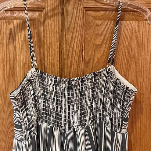 Boutique Stripe Sleeveless Smocked Cropped Jumpsuit Blue & White Size Small