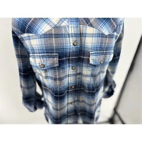 Jachs Girlfriend Bea Plaid Flannel Shirt Blue pearl snaps rollup cuff Women’s M