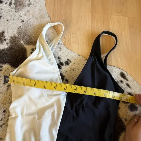Summersalt Black and White One Piece Swimsuit Size 2