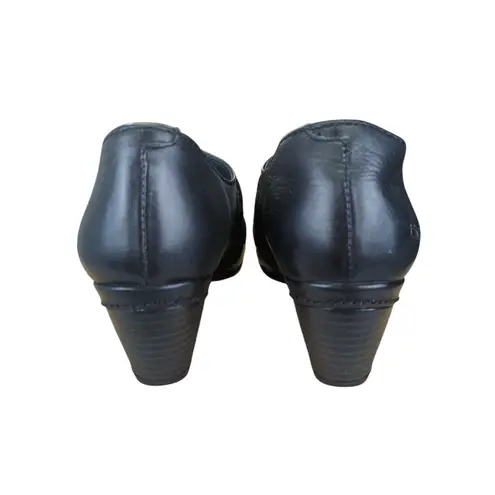 TAOS Salto Black Leather Buckle Detail Heel Shoes Womens 5