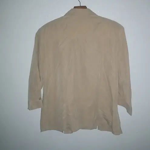 Notations 1X Faux Suede 3/4 Sleeved Button Down Front Pocketed Top Plus in Beige