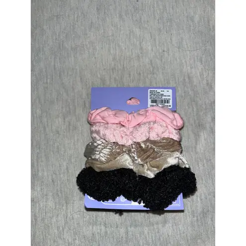 Claire's Velvet Scrunchies 5 Pack Hair Accessories Ponytail Holders Black
