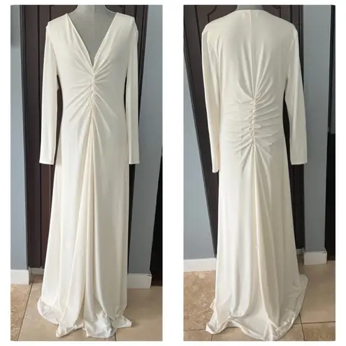 Halston Heritage Ivory V-Neck Ruched Jersey Gown