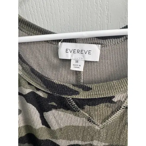 Evereve Camo Print Long Sleeve Thermal Top Size M