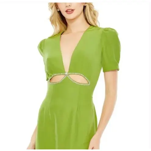 Mac Duggal NWT Ieena Plunge Neck Puff Sleeve Cut Out Gown Green Apple 2630 Sz 4