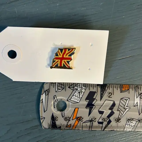 Vintage London Souvenir Pins