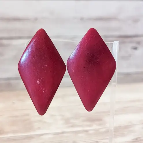 Vintage Clip On Earrings