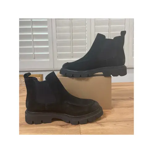 Sofft Womens Samira Chelsea Ankle Boot Black Suede Leather Size 10 NWOB Lug Sole