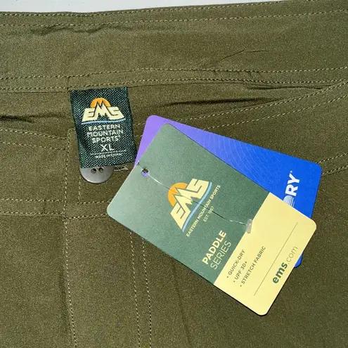 Eastern Mountain Sports NWT XL Ivy Green Paddle Series Quick-Dry UPF 30+ Shorts