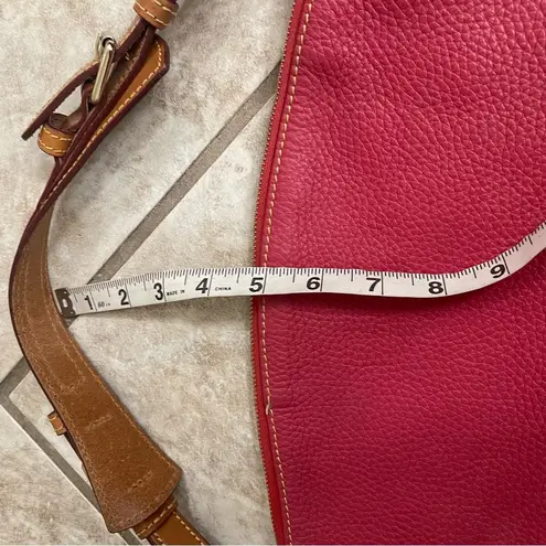 Dooney & Bourke  Large Hobo Dillen Bag with Adjustable Buckle Strap EUC