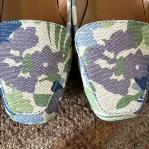 Bandolino Multicolor Floral Liberty Loafer Flats - sz 7.5M GUC