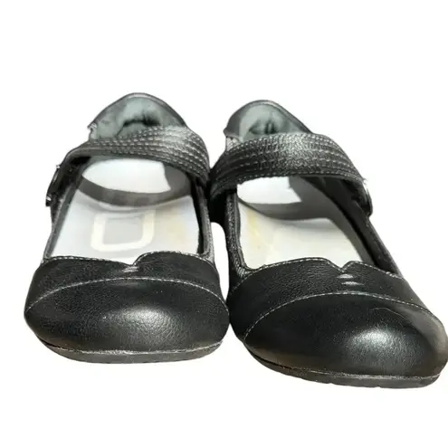 Taos Women's Virtue Mary Jane Black 7,5/38