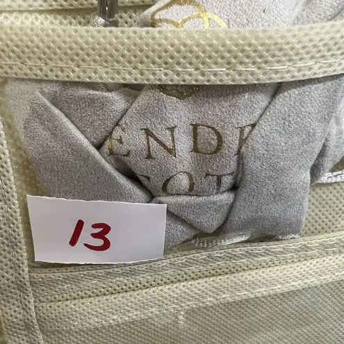 Kendra Scott  Elaina Bracelet Vintage Gold Tone Ivory Mother-of-Pearl