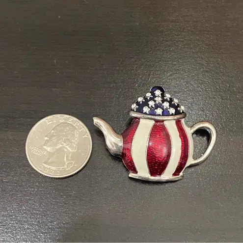 2009 AD Patriotic July 4th Enameled Tea Kettle Tea Party Brooch