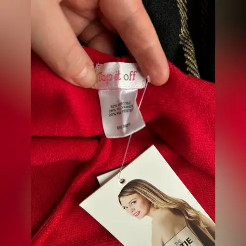 Katie Knit Solid Keyhole Wrap one size Red