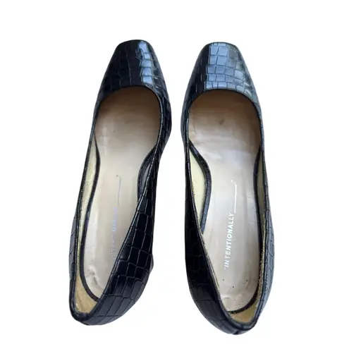 Intentionally Blank Black Faux Croc Women’s Heels Size 38 / US 7.5