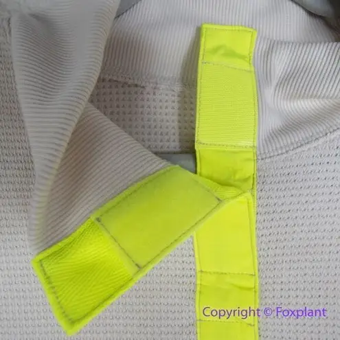 Free People New!   Movement Snow Day Thermal Top, size XS‎