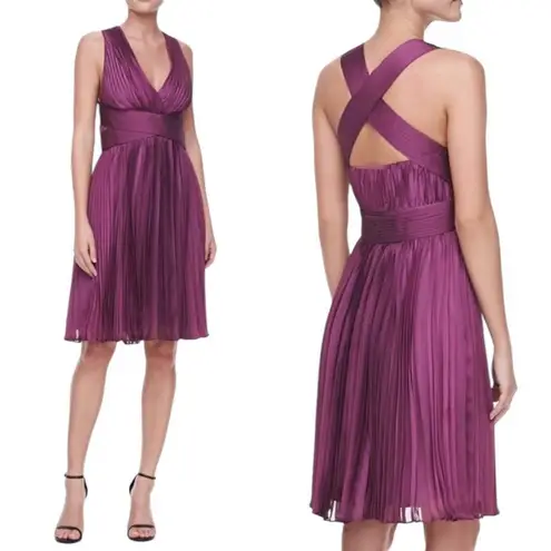 Halston Heritage  Orchid Purple Sleeveless V-Neck Pleated Halter Dress Sz 10 NWT