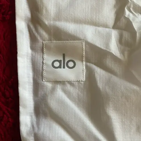 Alo Yoga NWT  Cloud Nine Pants white Size XS With Pockets