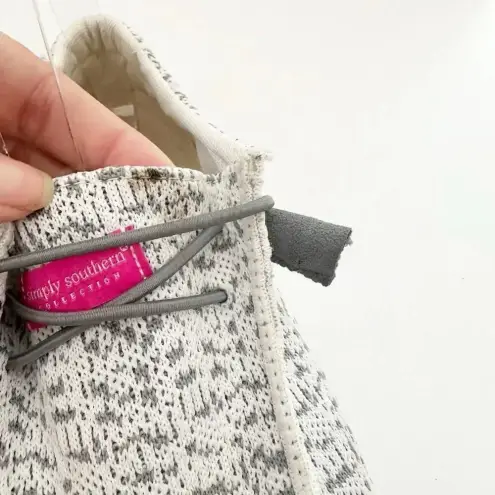 Simply Southern ‎ Womens Size 10 Slip On Shoe Breeze Grey/White