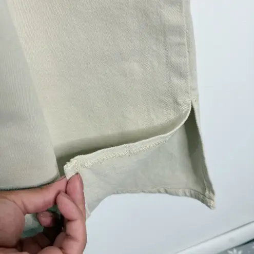 Old Navy NWT  Higher High Rise Flare‎ Jean Ecru Size 14