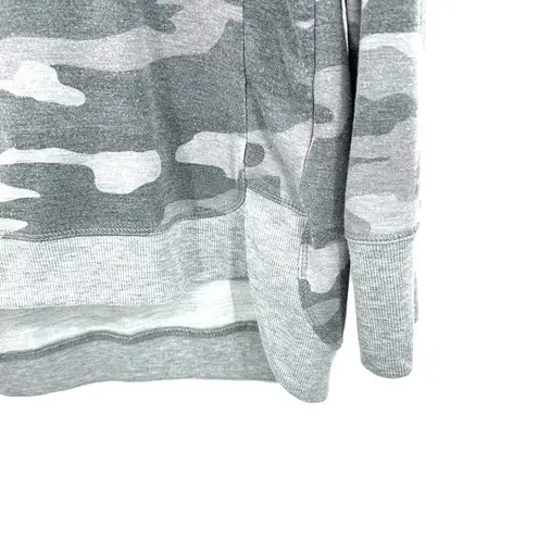 Danskin  Size Large Sweater Gray Camo Pullover Oversized Casual Lounge Everyday