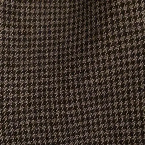 Briggs New York stylish black and grey houndstooth fully lined skirt EUC