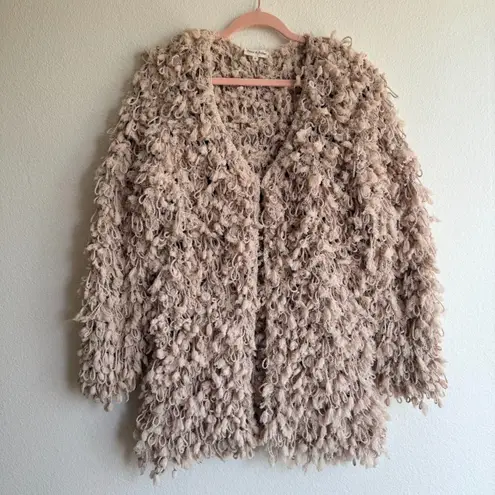 Aaron & Amber Fuzzy Loop Knit Boho Cardigan Sweater in Beige size Medium NWOT Tan