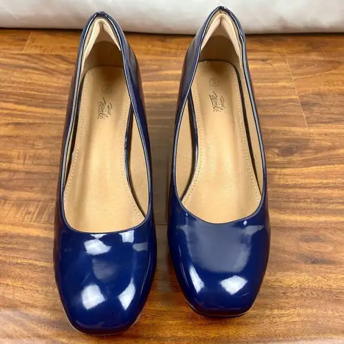 Heel the World Dress Pumps Block Heel Square Toe 9 Blue