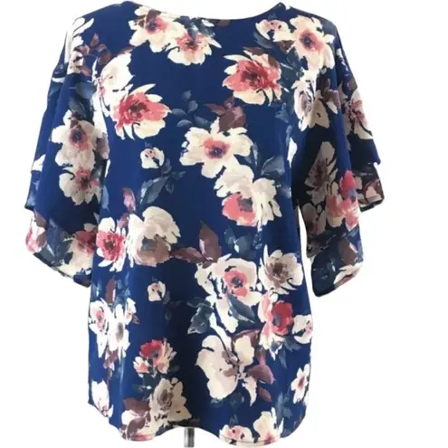 Bobeau ✨HP✨
Double Ruffle Boxy Top✨