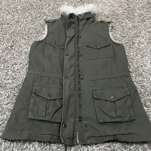 Stitch Fix Tinsel SMALL Odensay Cargo Vest - Sherpa Lined 4 Front Pockets