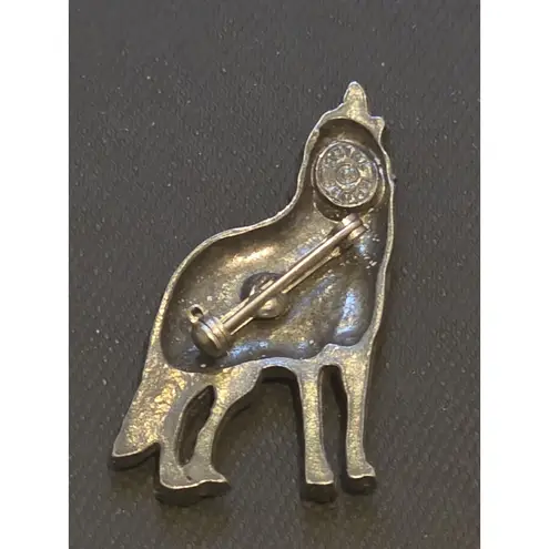Vintage Metal Storm Pewter Howling Wolf Brooch Pin Stamped Signed Woodland Dog Silver