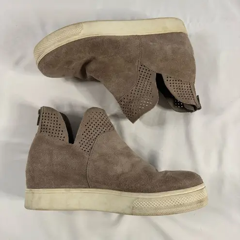 Steve Madden  Winni Heeled High Top Shoe Size 8.5 Suede Grey Casual Minimalist