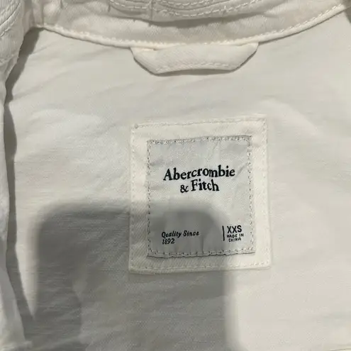 Abercrombie & Fitch white jean jacket