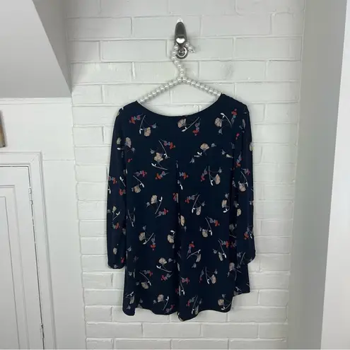 Stitch Fix  Beacon Navy Blue Floral Print Tab Sleeve Stretchy Top Size 1X