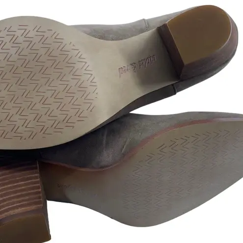 VIOLET & RED Jackson Laser Cut Topline Bootie Size 10 Taupe Almond Toe Gray