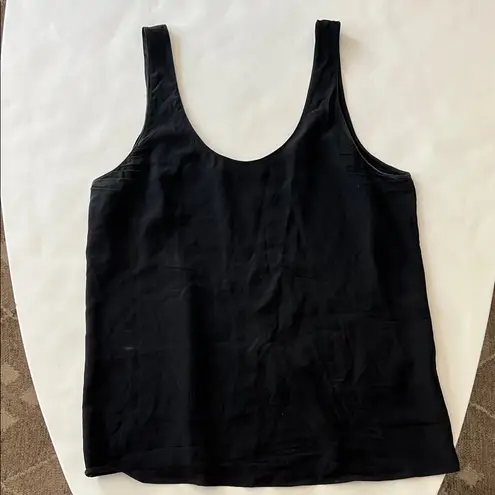 Equipment Femme Black Scoop Neck Silk Tank Top Small (Oversized) $128