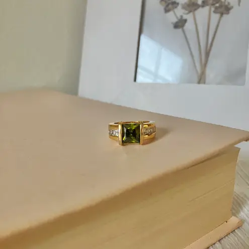 Ecco Green Square Stone Thick Signet Band Ring Jade Olive Sage Earthy Classic Jewelry