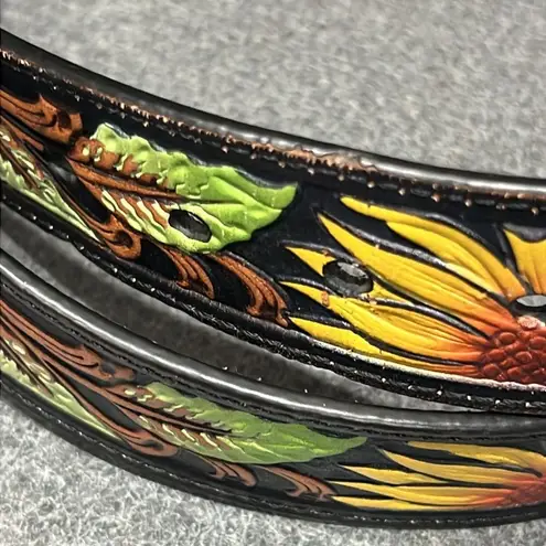 Nocona Women's Sunflower Tooled Western Belt Yellow