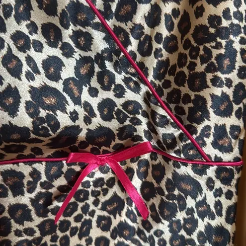 Intimo Cheetah Print w/ Hot Pink Piping and Bow Chemise Size Large Tan