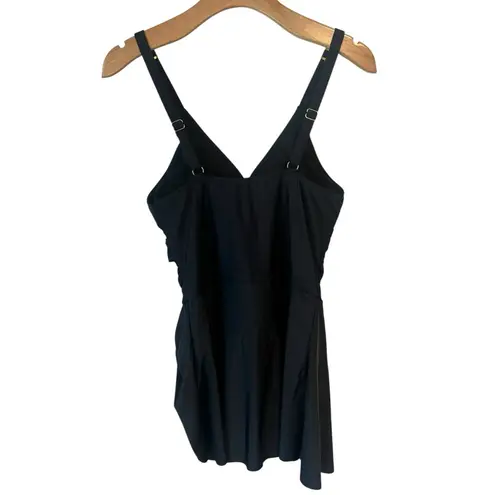 WQD One Piece Swim Suit Womens Size Large Black Bottoms Skirt Tank Tankini NWT