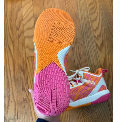 MOOLAH Kicks Neovolt Pro V2 Basketball Shoes Orange Pink Dragonfruit Womens 11