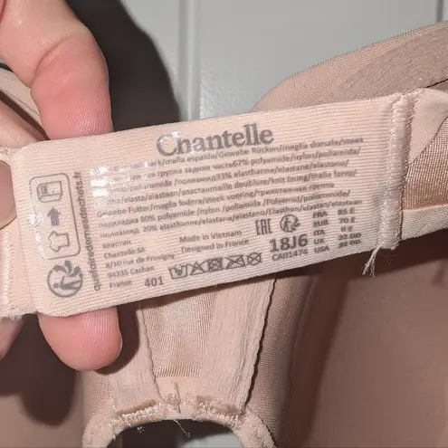 Chantelle NWOT Comfort Chic Back Smoothing T-Shirt Bra 32DD Light Nude